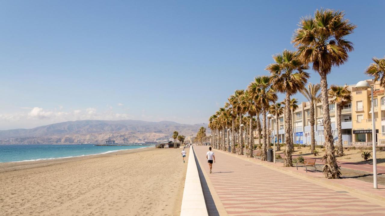 Apartamento Con Vistas Al Mar. Primera Linea De Playa. Aguadulce  Bagian luar foto