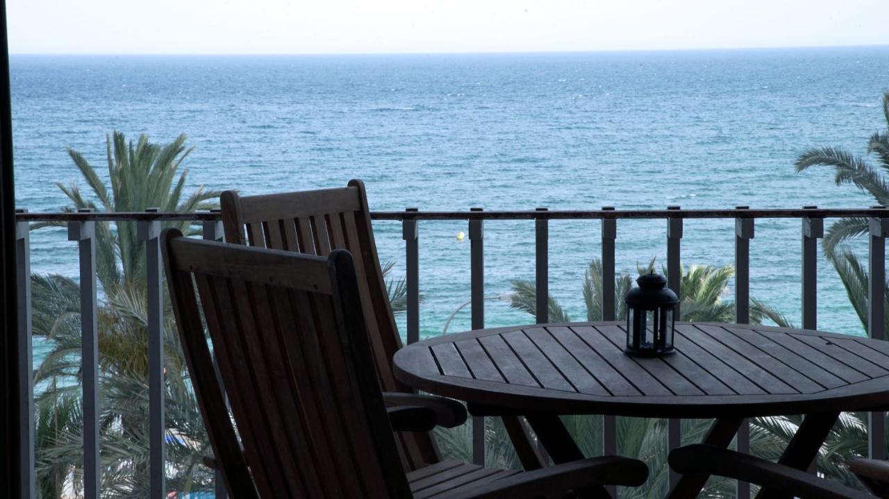 Apartamento Con Vistas Al Mar. Primera Linea De Playa. Aguadulce  Bagian luar foto