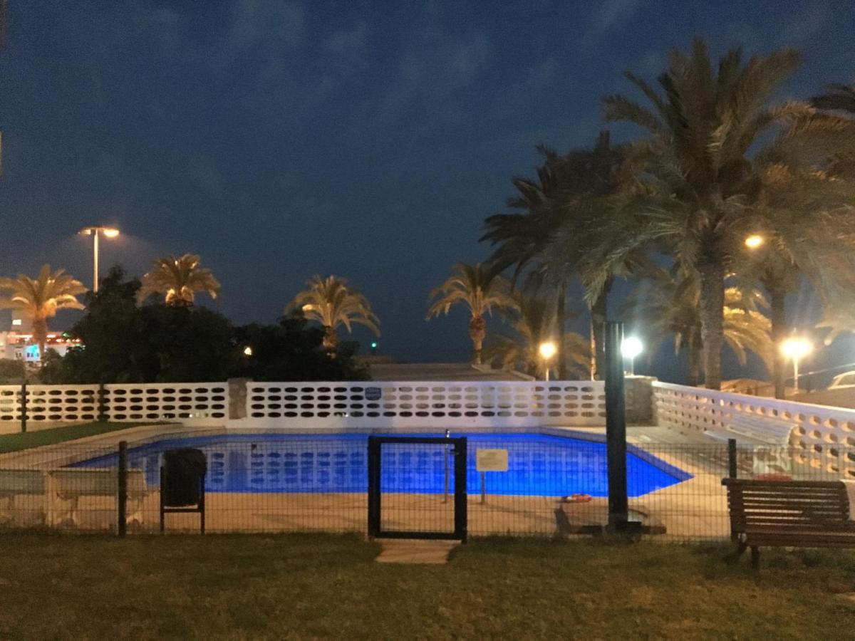 Apartamento Con Vistas Al Mar. Primera Linea De Playa. Aguadulce  Bagian luar foto